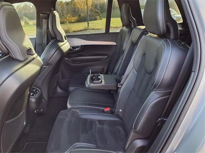 2019 Volvo XC90 R-Design