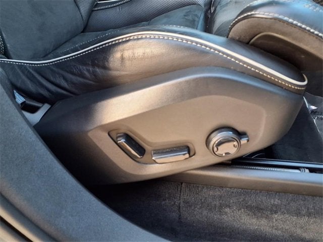 2019 Volvo XC90 R-Design